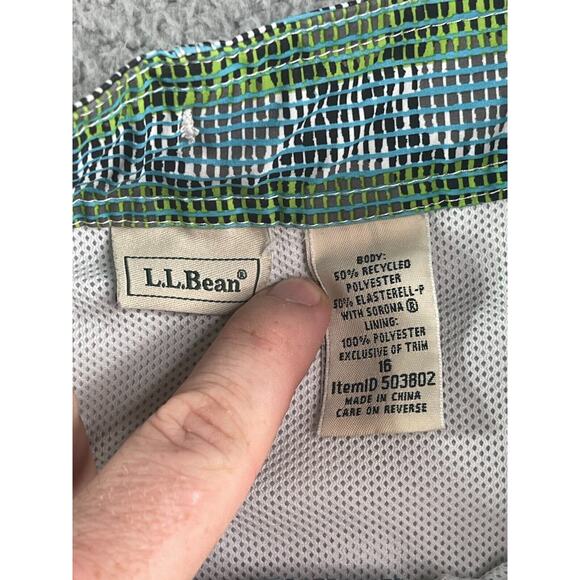 LL Bean Swim Shorts Boys 16 Trunks Green Geometric Drawstring Lined Pocket - Picture 5 of 13